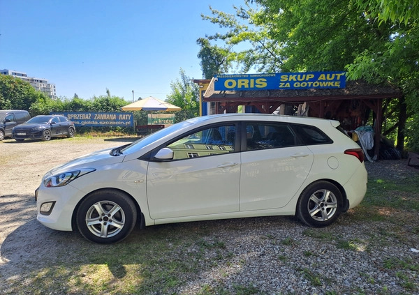 Hyundai I30 cena 23900 przebieg: 220000, rok produkcji 2013 z Płońsk małe 92